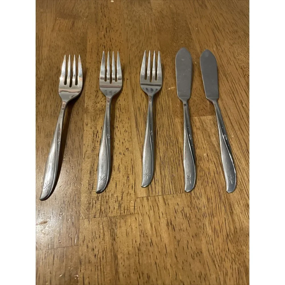 Oneida Comm. TWIN STAR Stainless Betty Crock.Flatware Dinner‎ Forks& Knives